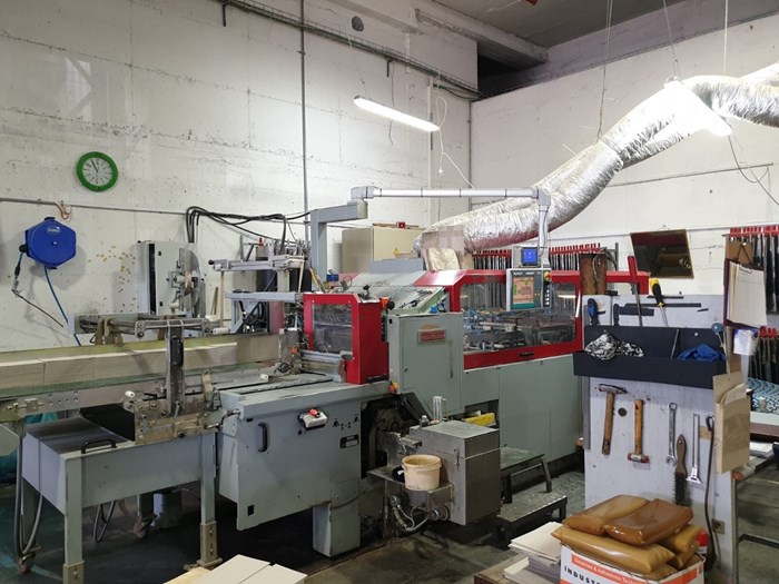 Case maker BDM Universal