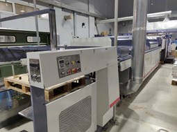 CHAMPION UV Laminating