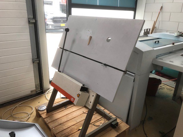 Bacher 2045 Plate Punch
