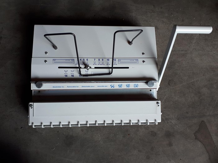 BOMCO CL 2 Wirecloser