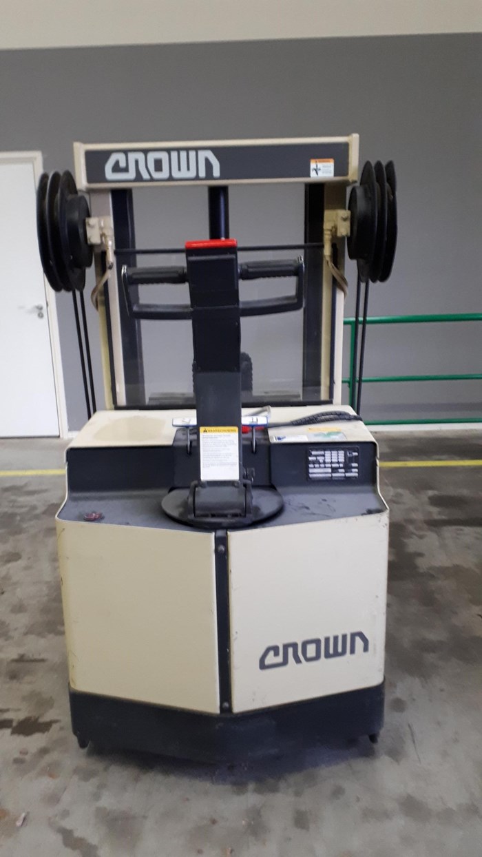 Crown 30 WRTF - 102 Reachtruck