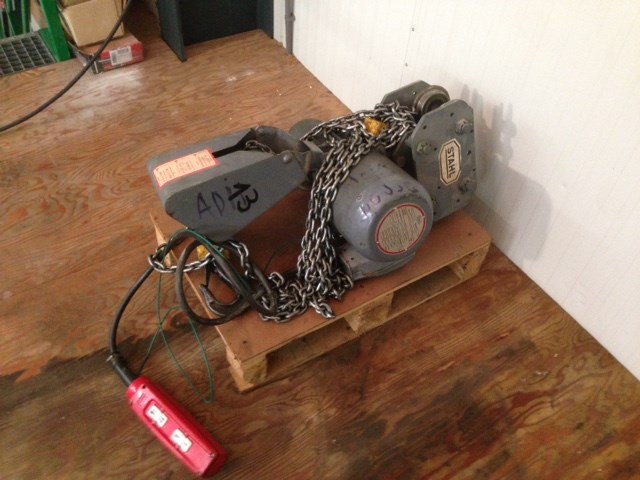 Stahl Loading Hoist