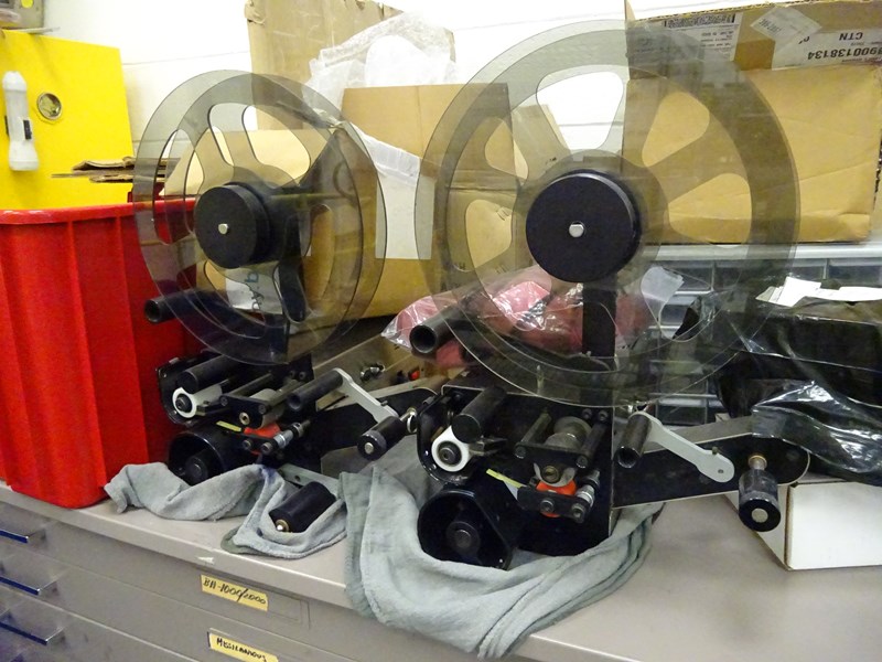 Postmatic stamp affixing bases w/ (4) affixing heads