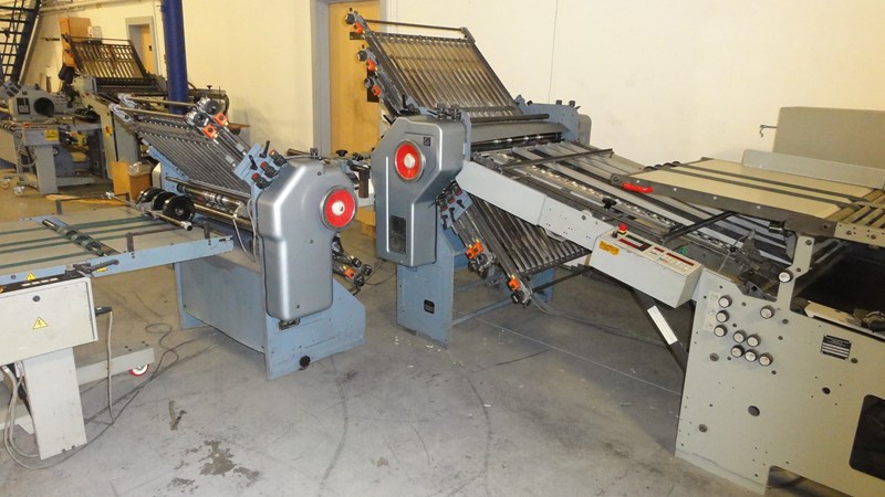 Stahl B30 30" (6) plate continuous feed folder w/ 8 pg. attachment - reconditioned