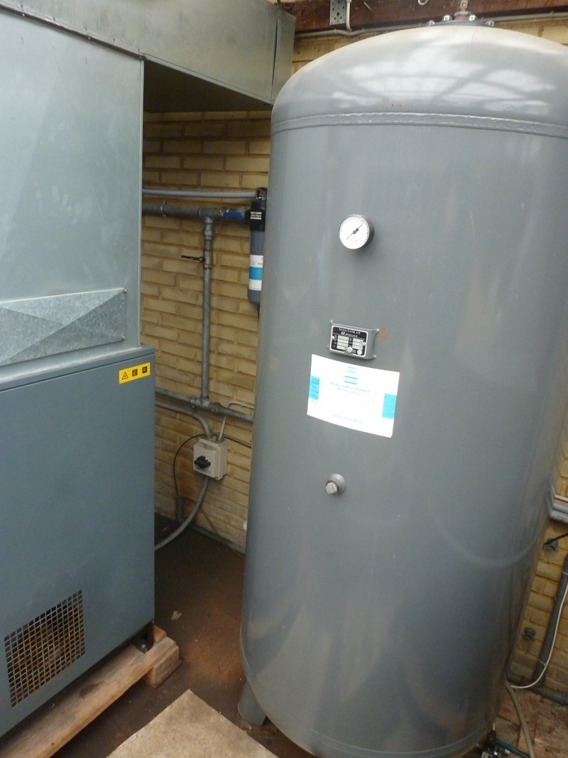 Used Compressed Air reservation tank 1000 liter