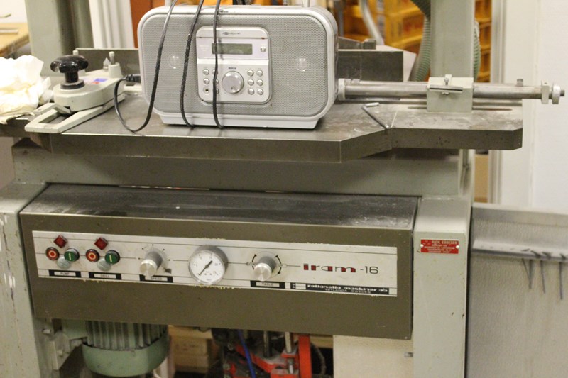 Used Iram 16 Drilling machine PressCity