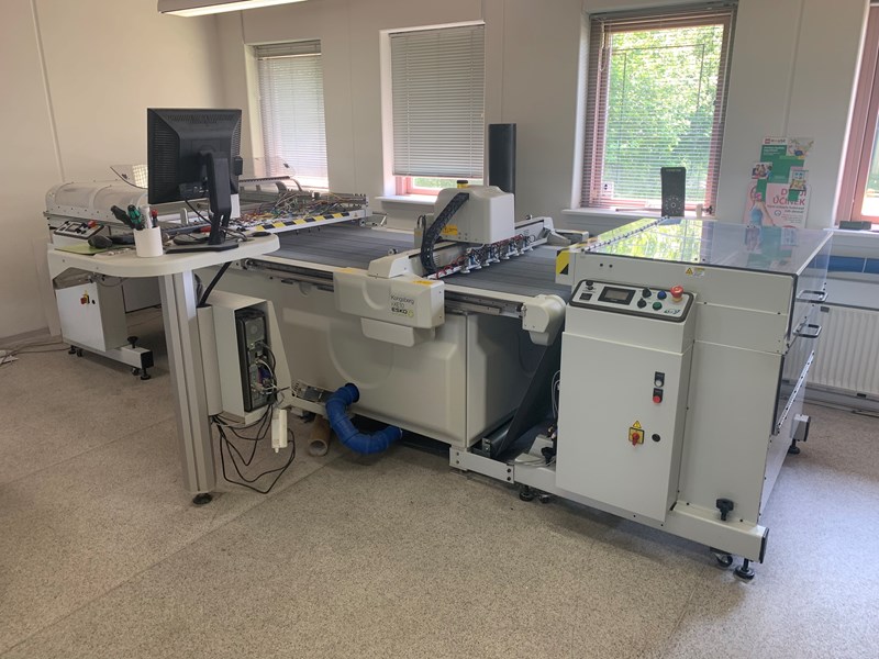  Reduced price ! Full aut. cuting table Kongsberg I-EX10 Full automatik ind-feed, delivery,Wast seperator 