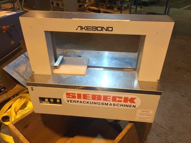 Siebeck D8/301 bench top strapping