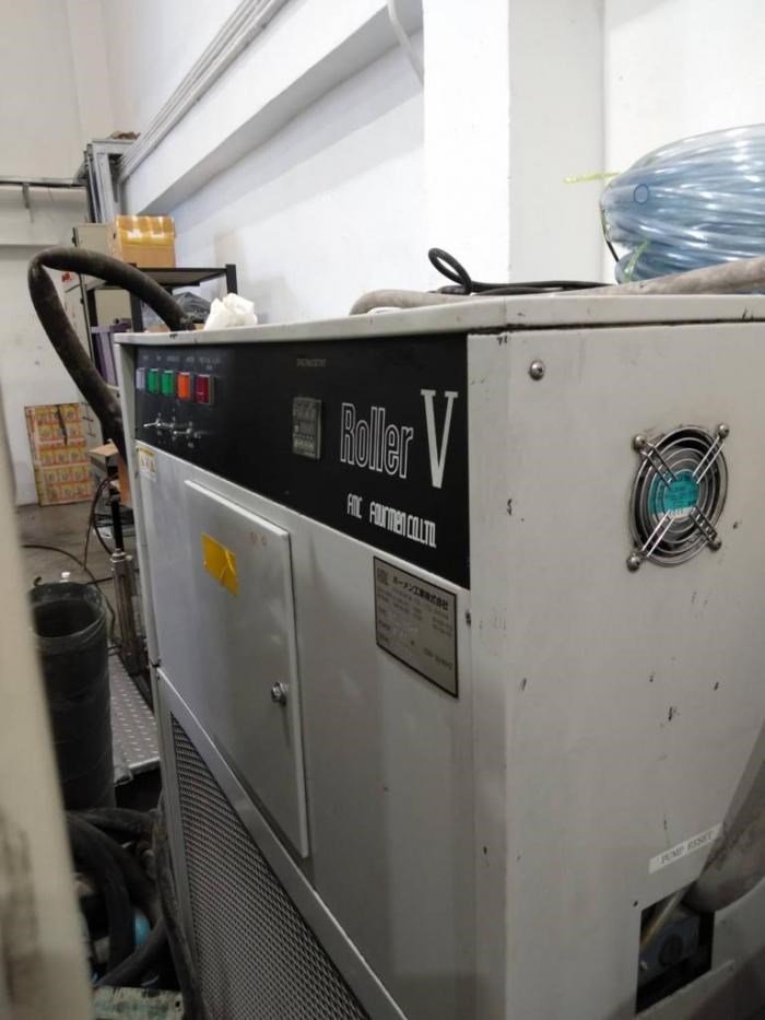 4 color Used MITSUBISHI 2005 D 3000 LX 4 year 2005 | PressCity