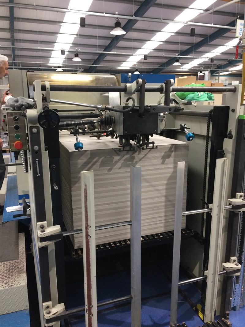 Used Yawa MW 1050 A II Automatic Die Cutter year 2004 PressCity